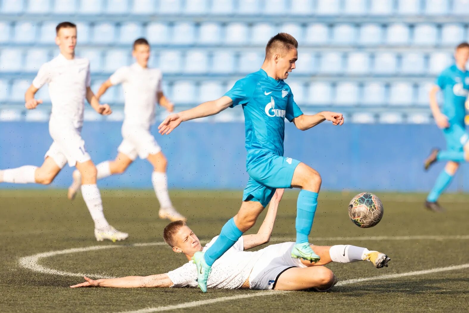 Футбол спб сайт. Зенит u 15. СШОР Зенит 2006 Санкт-Петербург. Чемпионат Санкт-Петербурга по футболу. Футбольный клуб СШОР Зенит Санкт Петербург.