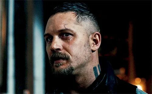 Харди персонаж. Tom hardy. том харди gif. ектом харди гиф. легенда тома харди.