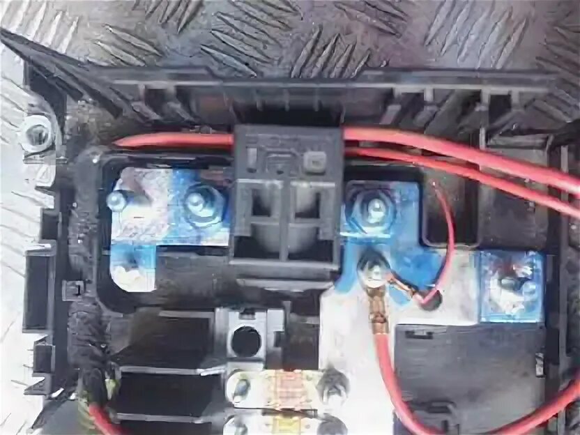 Пиропатрон ауди а6. Пиропатрон водителя ауди тт. Пиропатрон ауди а6 с4. Пиропатрон аккумулятора ауди а4 б8. Пиропатрон ауди.