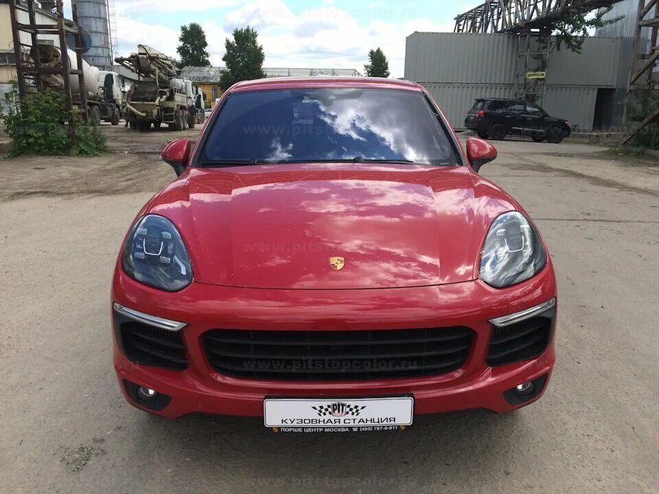 Код краски porsche cayenne. Порше цвет морской волны. Light blue metallic porsche 911. Порше каррера серый. Porsche golf blue.