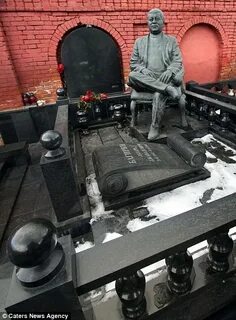 Могилы авторитетов на ваганьковском