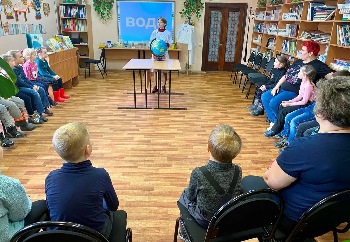 Александров новости видео. Мероприятия в детских домах. Экологический час. Славы 3 детсад. Картинка дом для детей в детском саду.