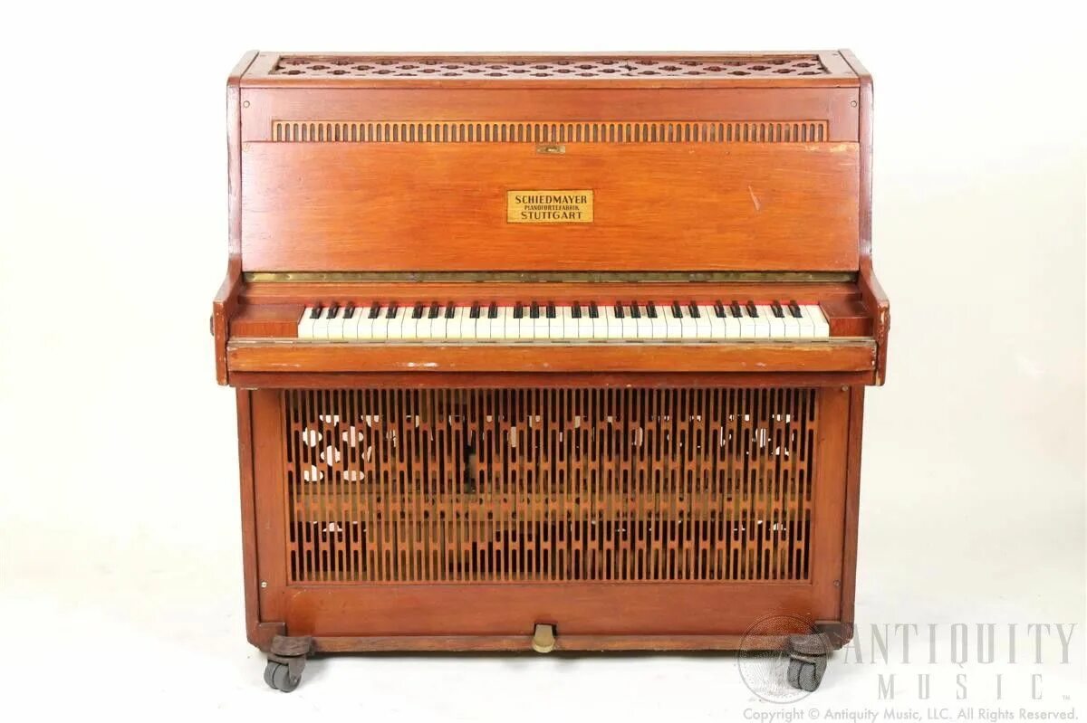 Челеста музыкальный инструмент клавишные музыкальные. Мюстель челеста. Челеста чайковский. Что такое челеста. Ударные инструменты челеста.