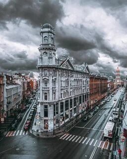 Спб много