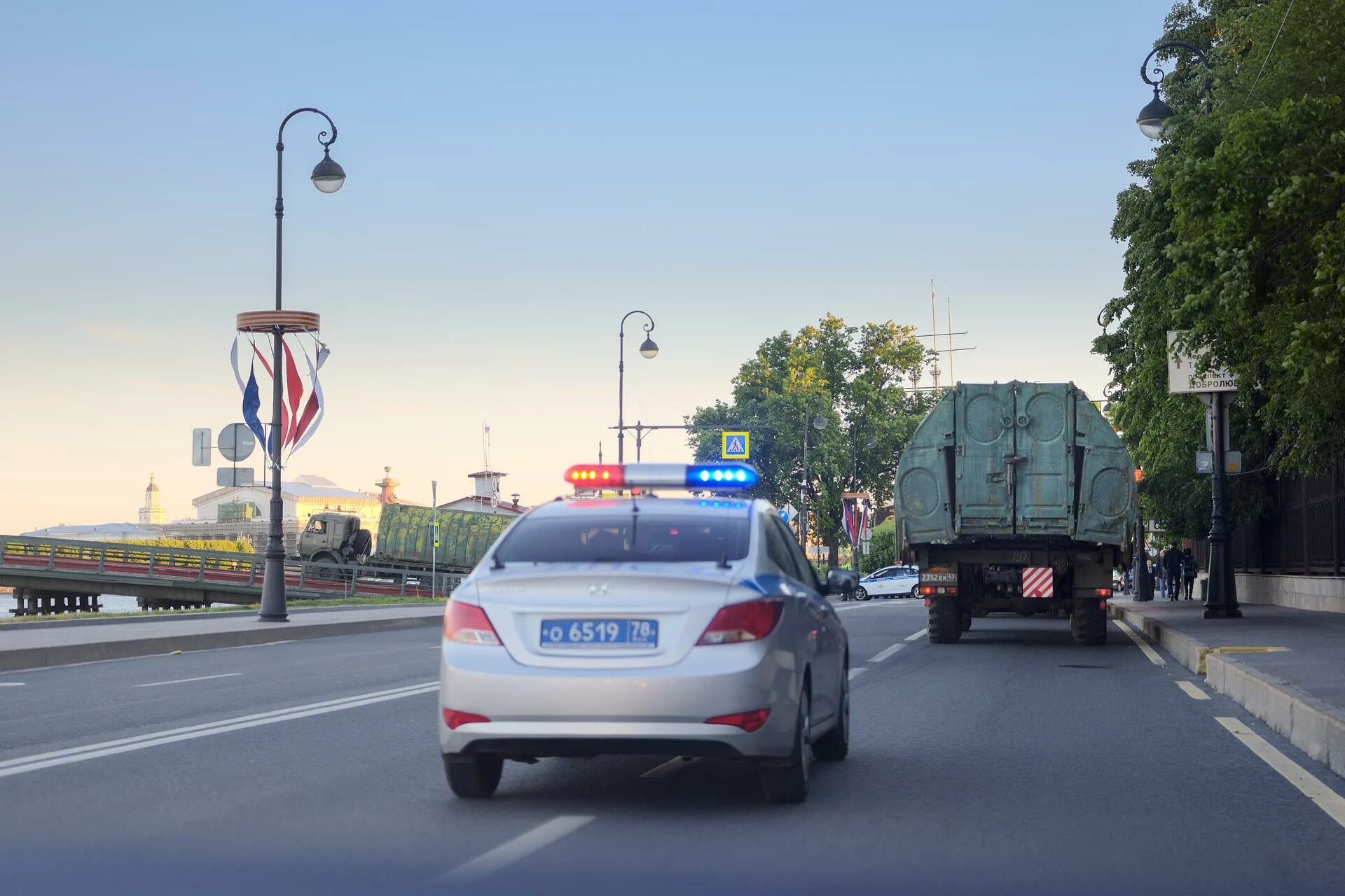 Дпс будки синие трасса. Шушары в 90-е. Драка в шушарах. Драка в шушарах. Думская санкт-петербург драка.