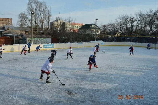 Школа 16 балашов. Олимп Балашов каток. Балашов стадион Олимп каток. Каток Фрязино Олимп. Балашовские катки.