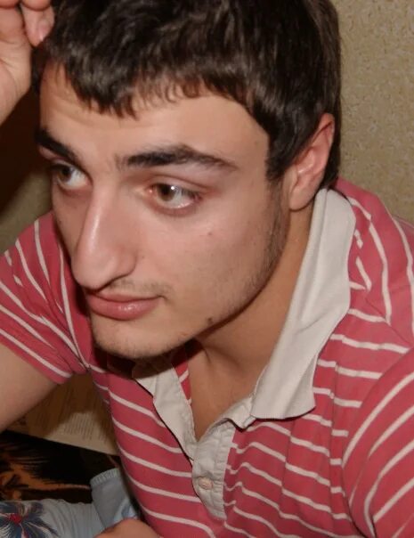 Сколько лет жене артеме