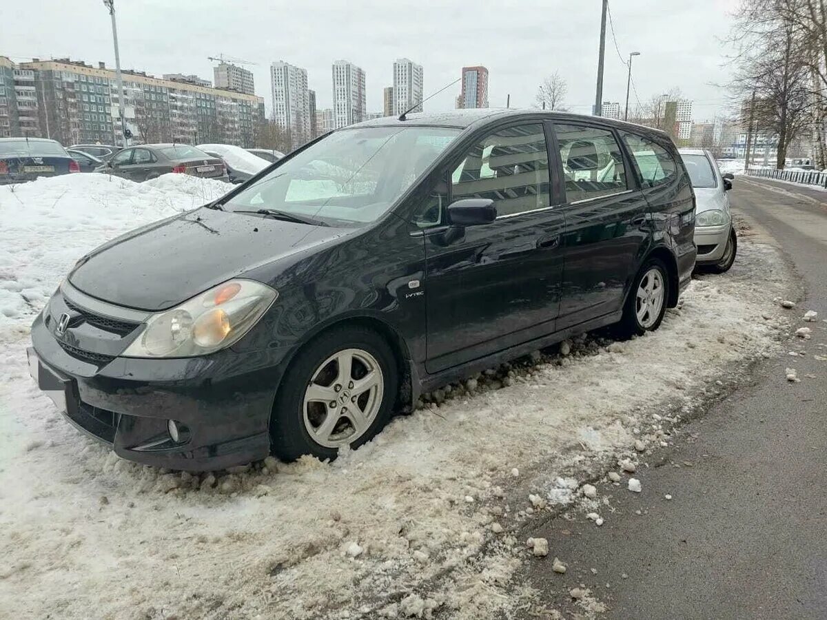 Хонда стрим 2002 год аварийные. Хонда стрим 2001 года. Honda stream 2001. Хонда stream 2009 rs z на обвесе. 7.
