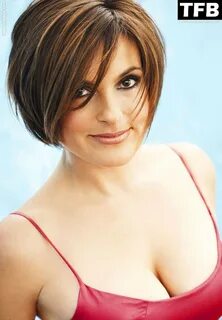 Slideshow mariska hargitay breasts.