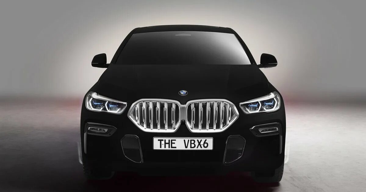 BMW представила "самый черный" автомобиль в мире