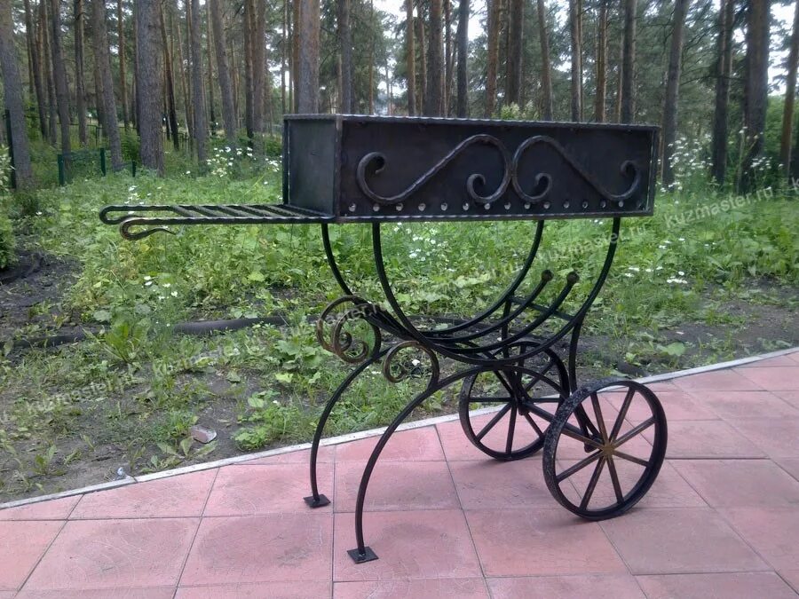 Мангал с крышей и тандыром. Мангал м108к (с печью под казан) 1080х350х920/1040 3мм. Мангал казан фортан. Мангал ул ушинского. Навес для зоны барбекю из металла.