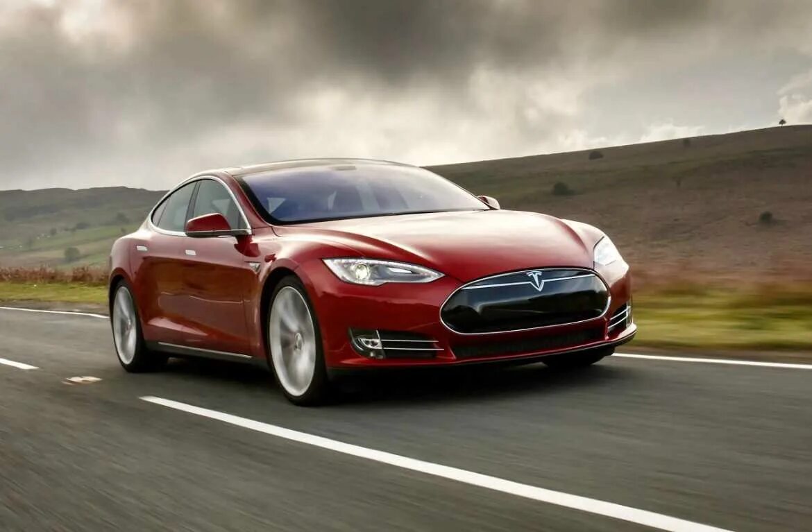 Тесла какой машина. Машина Tesla model s. Электромобиль Тесла. Тесла модель s 2015. Tesla model s 2015.