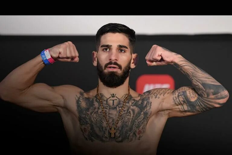 Илия топурия. Топурия волкановски. Топурия боец ufc. Илия топурия тату. Илия топурия юфс.
