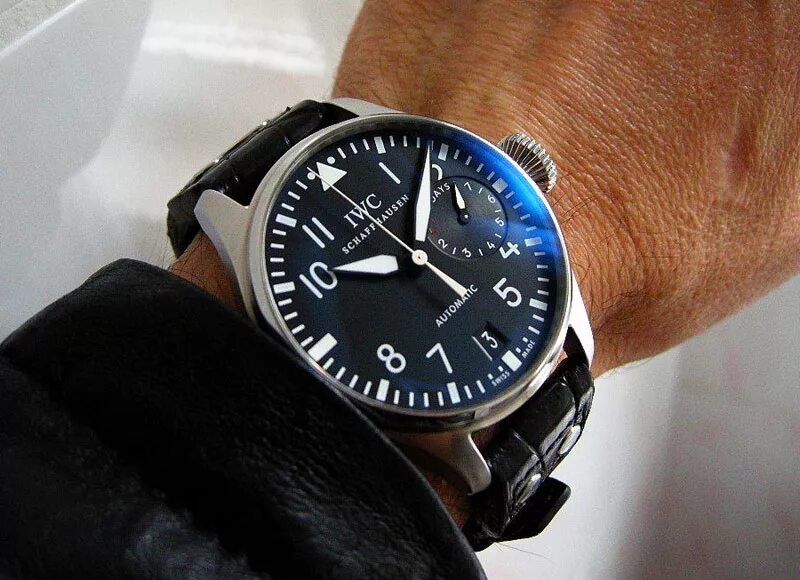 Часы демы. Часы IWC Pilot. IWC big Pilot. IWC big Pilot watch. Наручные часы IWC iw327004.