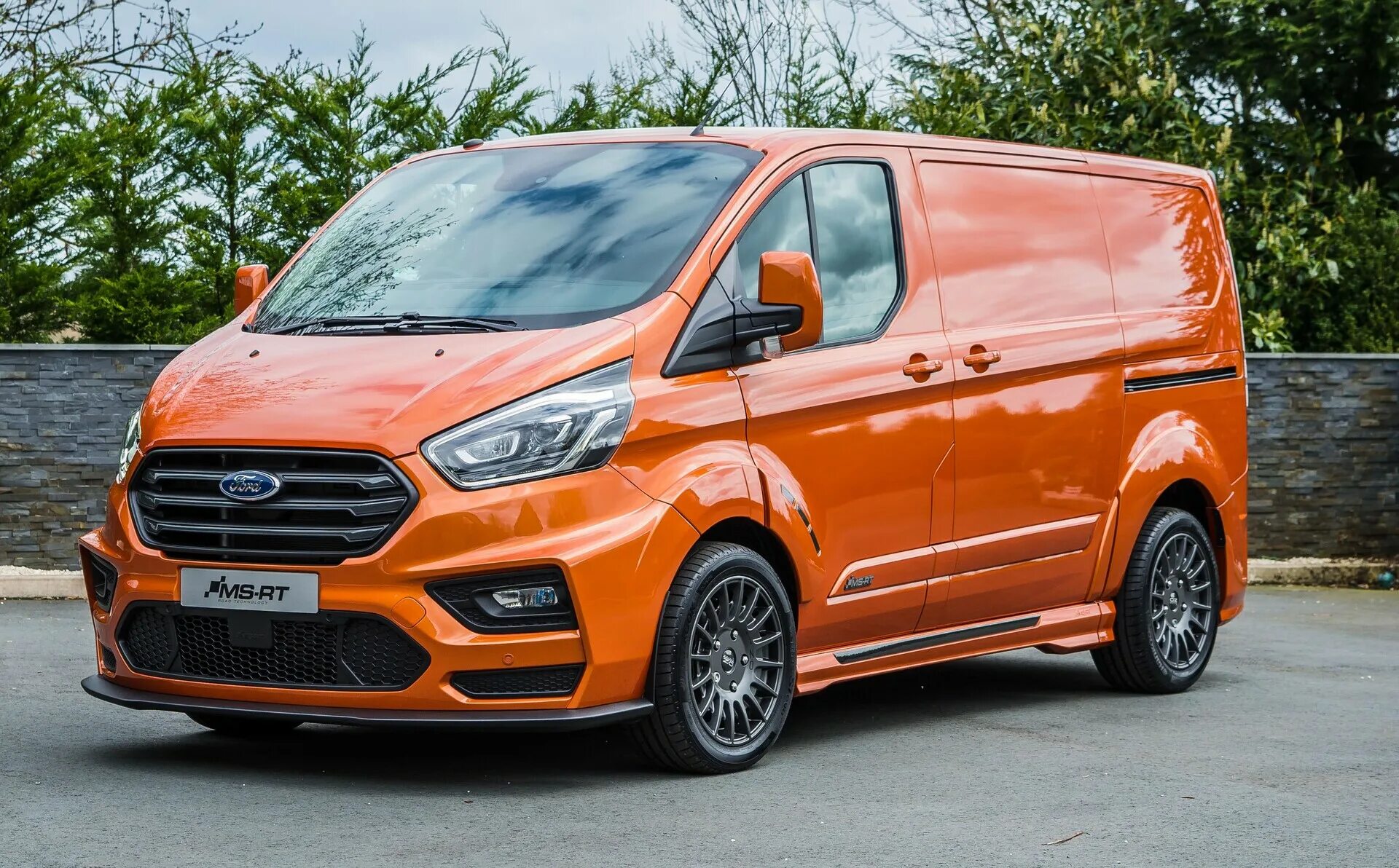 Форд кастом. New Ford Transit Custom 2024. Ford Cobra Transit. Капот Ford Custom 2020.