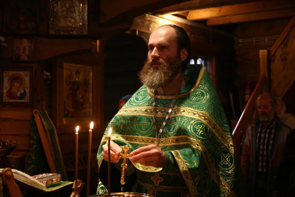 настоятель храма благовещения