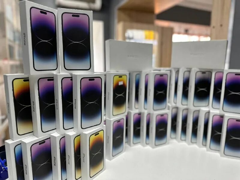 Пьяный смартфон. Гаджет бар. Гаджет бар айфоны. Гаджет бар айфоны. Магазин телефонов gadget_bar.