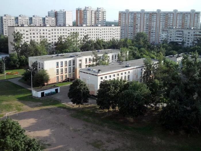 Школы борисово. Школы борисово. Чингирлауская средняя школа. Школа 996 москва. Школа 1569 москва созвездие 13 корпус.