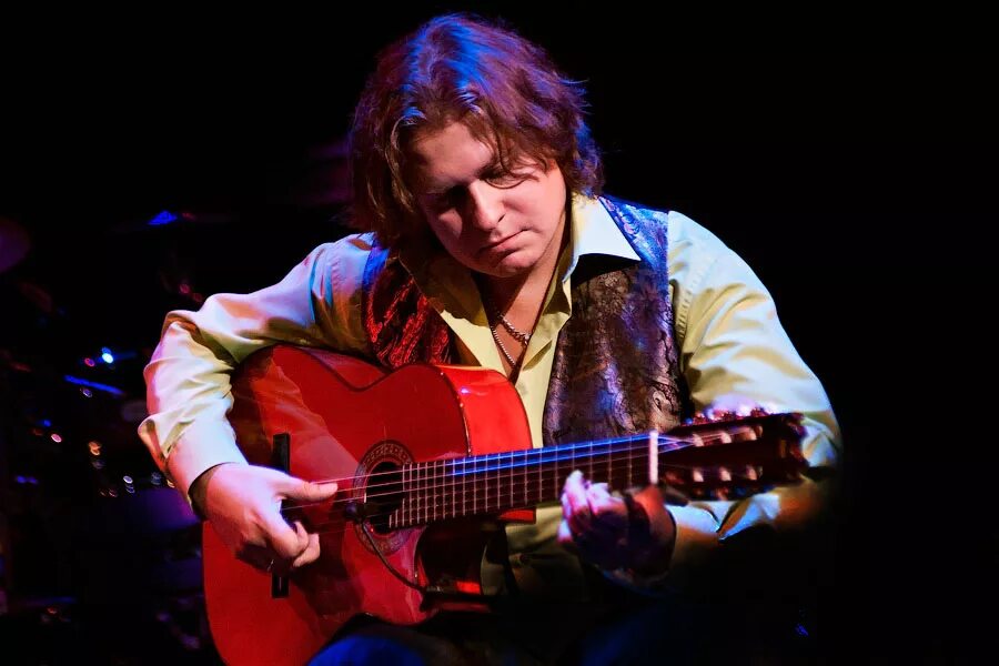 Мирошниченко гитарист. Мирошниченко гитарист