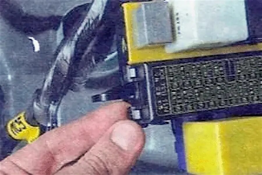 Шевроле спарк предохранители. Блок предохранителей шевроле спарк 2006. chevrolet spark предохранительный блок. предохранитель spark 1.25. chevrolet spark 2007 блок предохранитель.