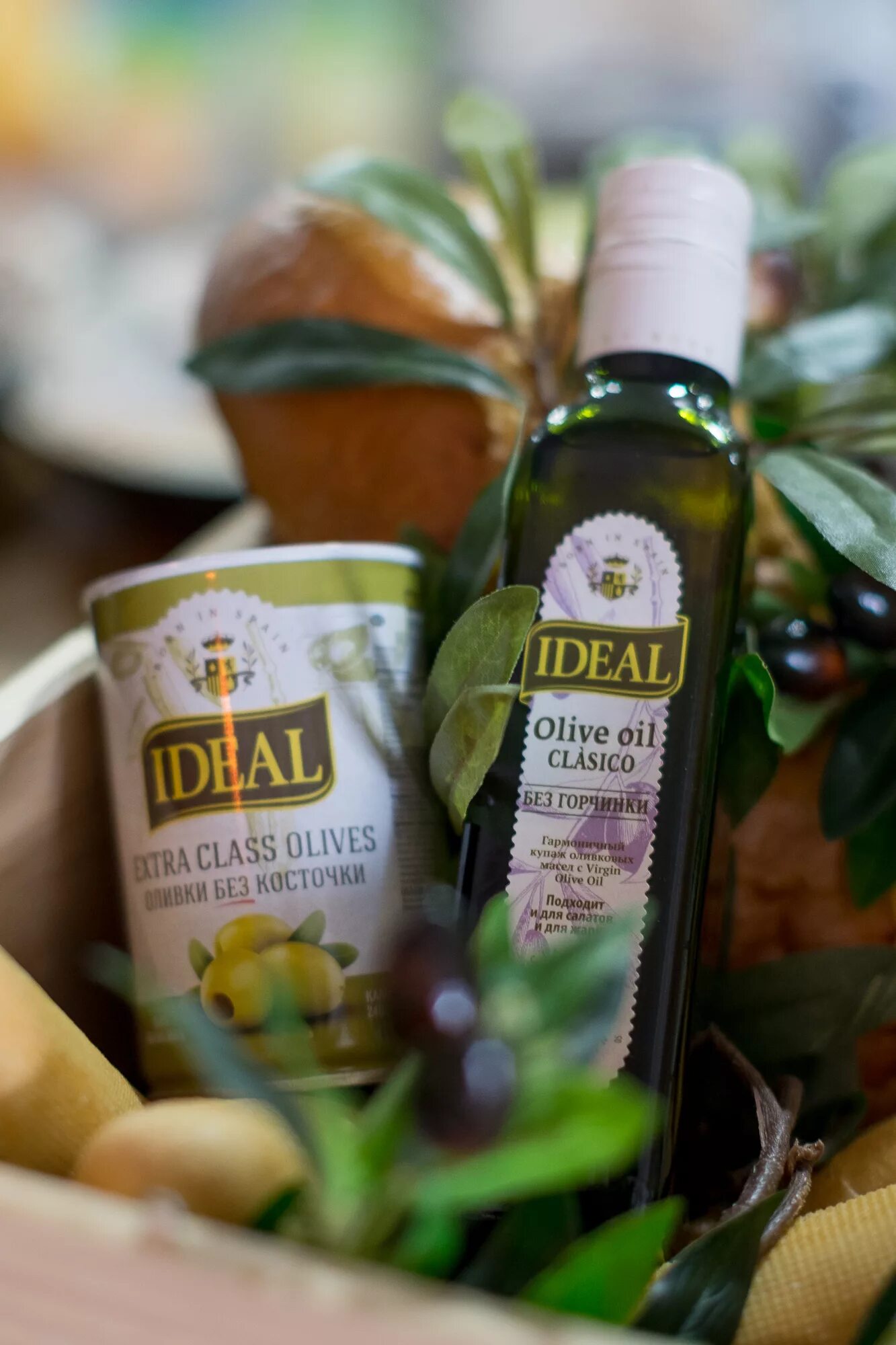 Масло оливковое ideal. Масло оливковое рафинированное. Салат с маслом. Салат с оливковым маслом.