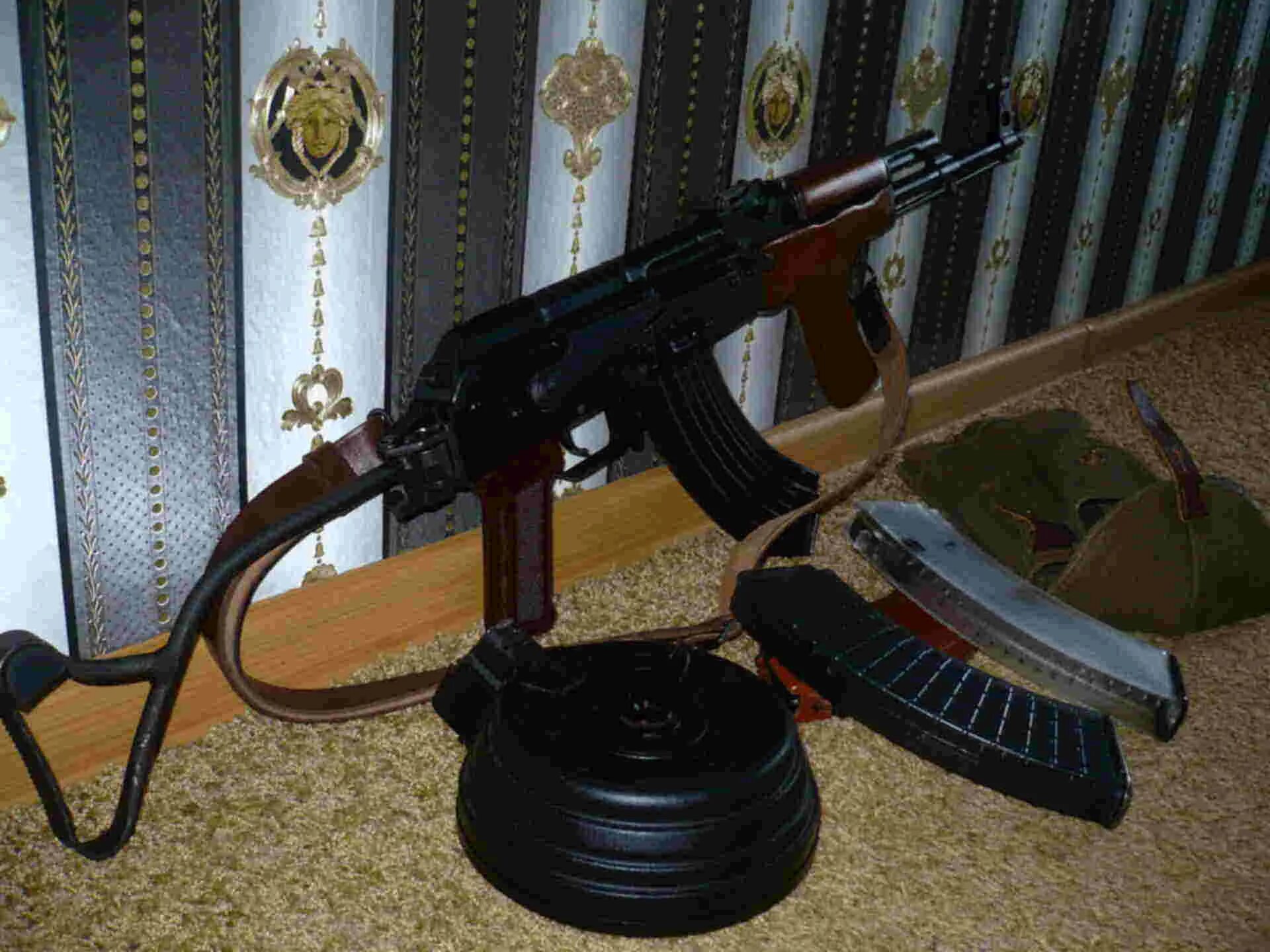 Автомат пм. Румынский автомат pm md 63. romanian pm md63 (ak-47).. тюнингованный акм 7.62. румынский акм 7.62.