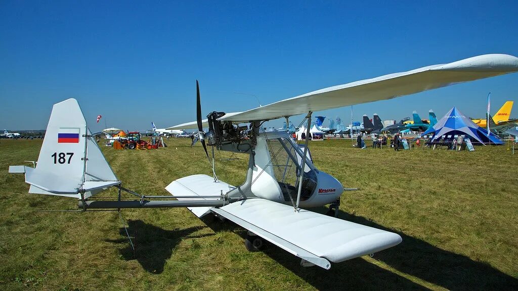 Лицей авиатика лобня. Авиатика-МАИ-890 самолёт. МАИ-890сх. Авиатика-МАИ-890сх. Авиатика 890.