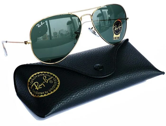 Оптика солнцезащитные очки. Новые очки магазин. Оригинальные очки ray ban и комплект. Новые очки магазин. Солнцезащитные очки на витрине.