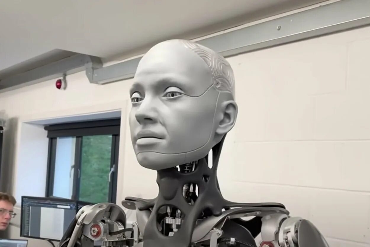 Робот Ameca. Робот гуманоид Амека. Самый продвинутый робот в мире. Лицо робота.