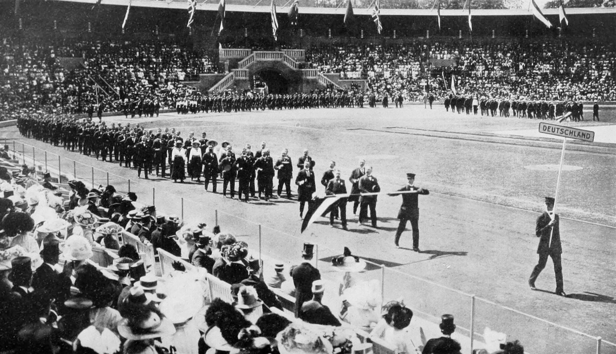 Германия первая игра. Олимпийские игры в Стокгольме 1912. Пятые Олимпийские игры Стокгольм 1912. Германия 1912 год.