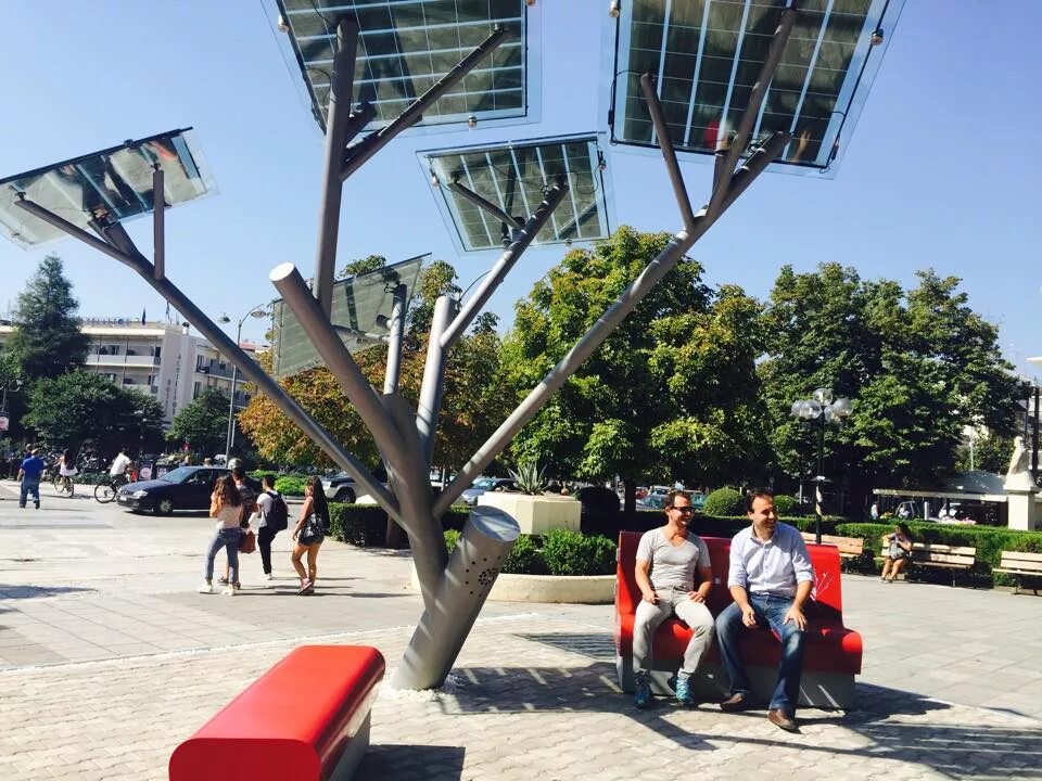 Clever tree