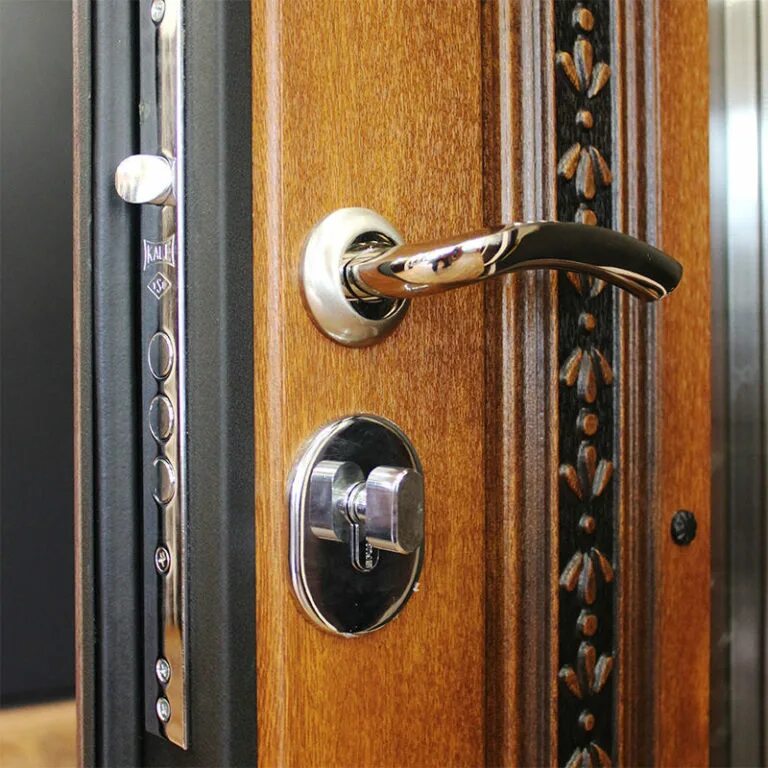 Русь дверь. Дверь лекс термо русь. Отделка металлической двери. Русь дверь челябинск. Дверь входная модель hass-70 железная.