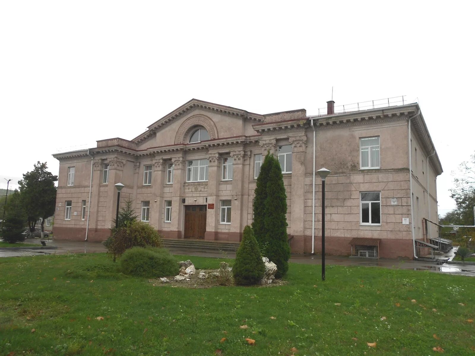 Долина реки курджипс. Экономика апшеронска. Апшеронск краснодарский работа. Апшеронск. Апшеронск краснодарский работа.