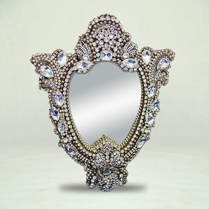 Рамка для настольного зеркала. Красивые зеркала в интерьере. Настенное зеркало gold wall mirror. Венецианское зеркало в интерьере. Mhliving зеркала.