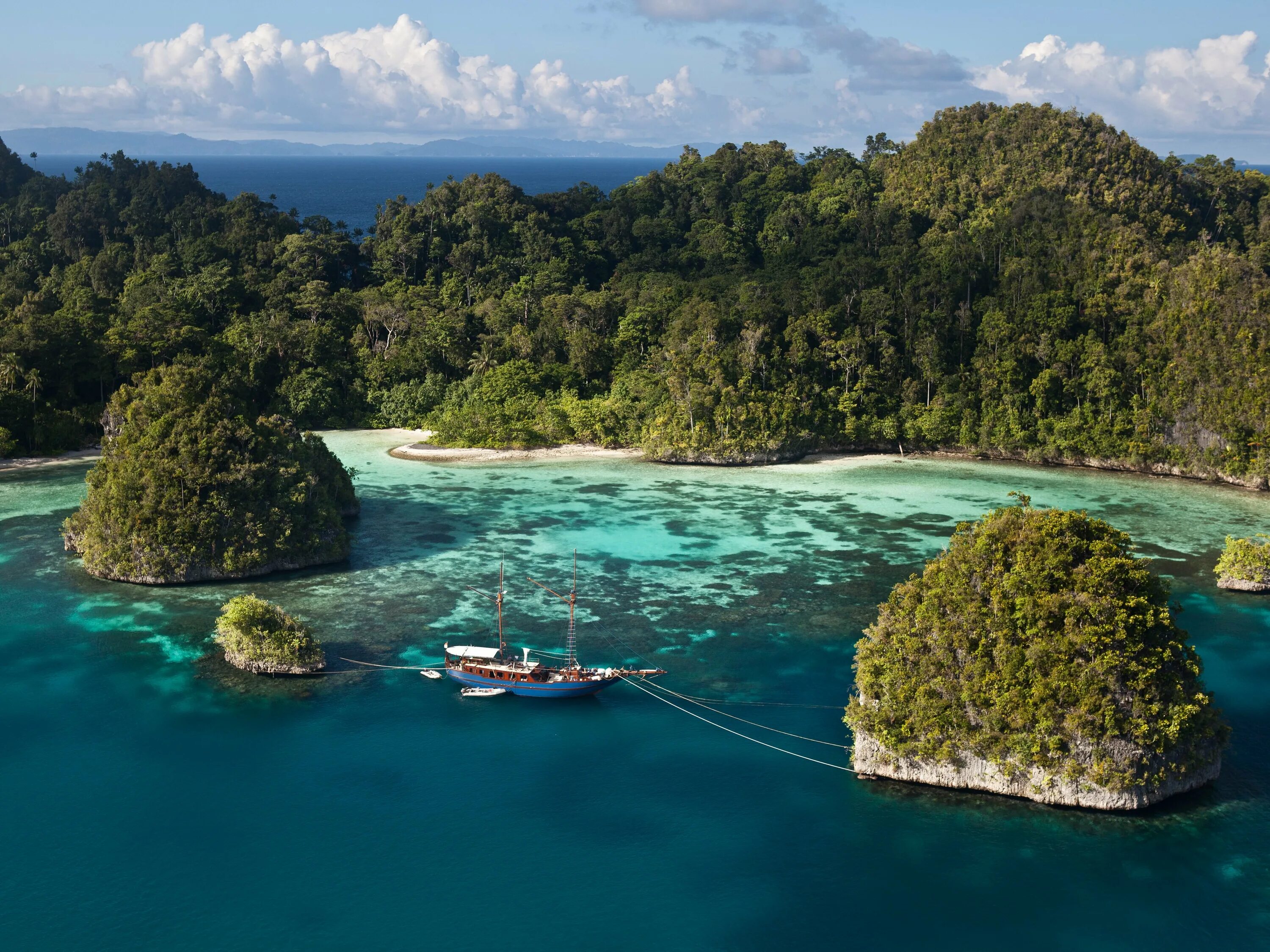 Остров бак айленд. Острова примеры 2. Отличие острова от полуострова. Типы островов океании. Чем отличается остров от полуострова.
