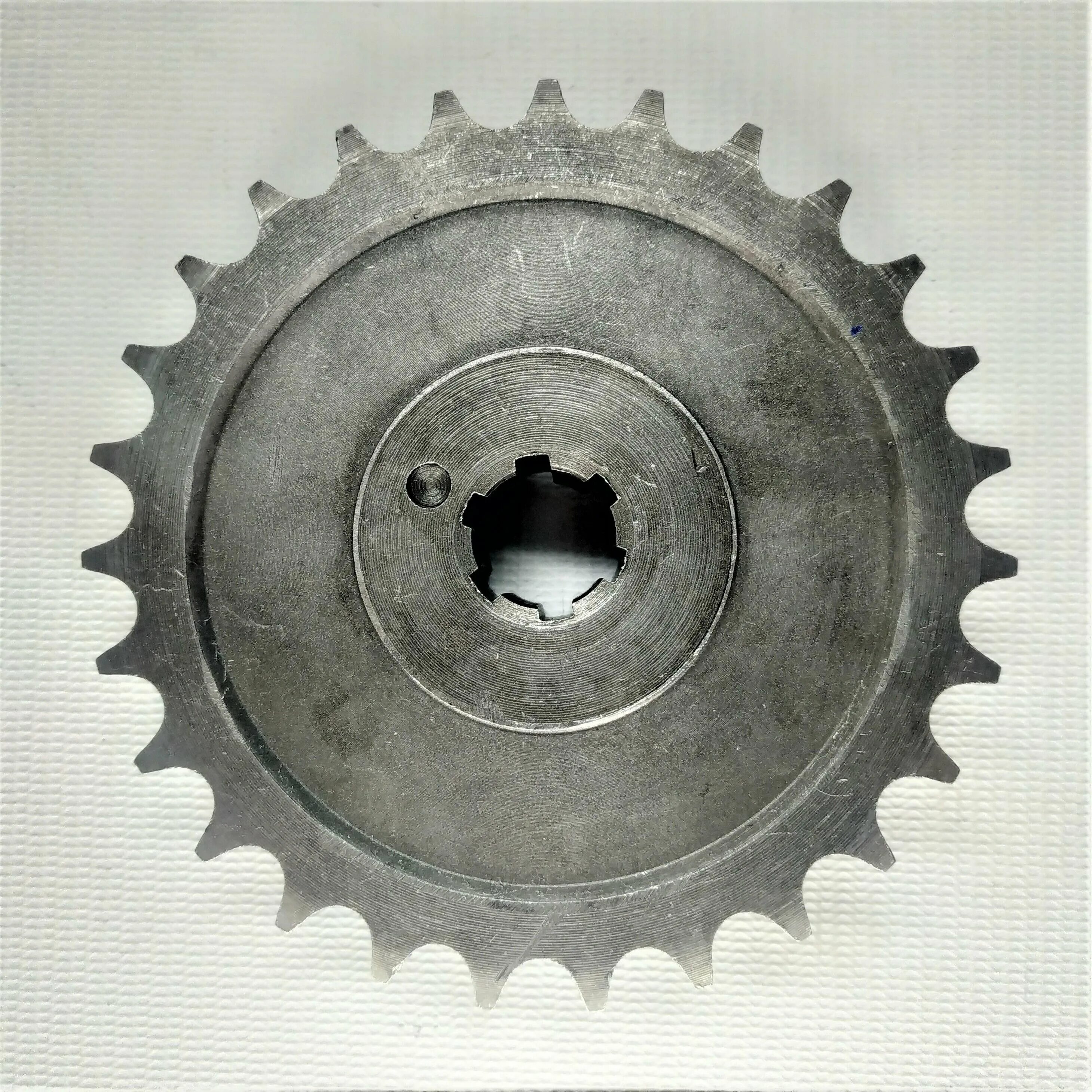 звезда мотороллер муравей. звезда муравей под цепь иж. звезда 15 зубьев иж муравей. звезда ведомая муравей под цепь иж. задняя звезда муравей 428.