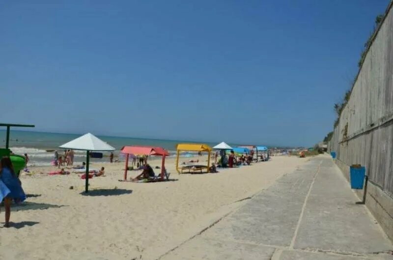 пгт лазурное. пгт лазурное. лазурное херсонская область. пгт лазурное. пляж лазурное херсонская область.