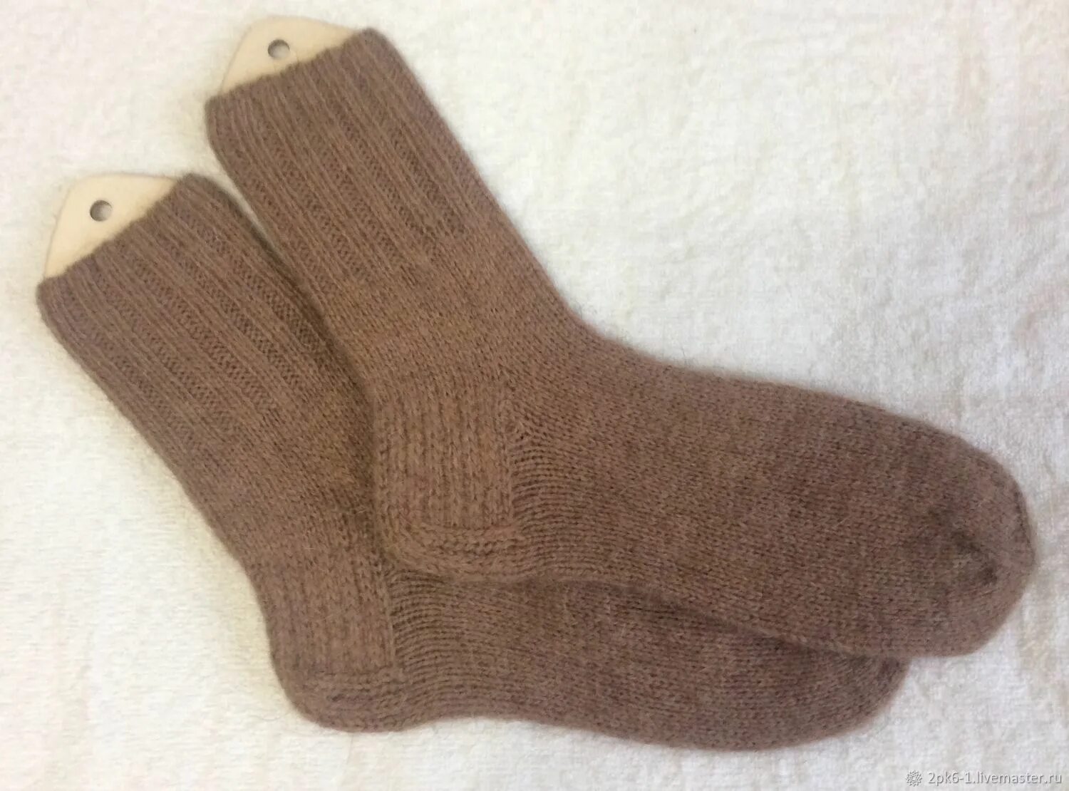 вязаные носки спицами. детские вязаные ноские. вязаные носки спицами. вязаные носочки для новорожденных. детские вязаные носочки.