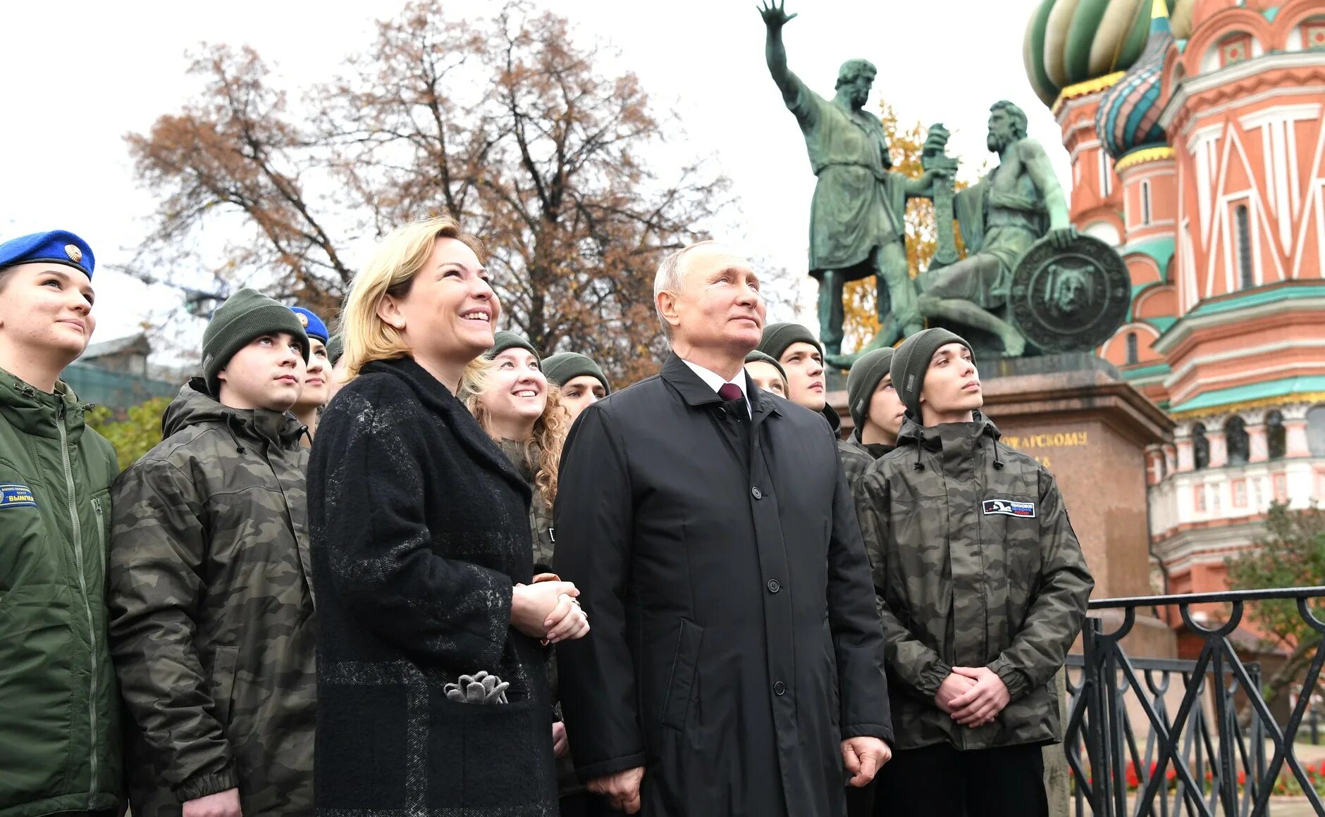 События в мире в ноябре. Митинги в рф 2011. Календарь великой отечественной войны. Возложение цветов день народного единства путин 2022. Мероприятия в ноябре.