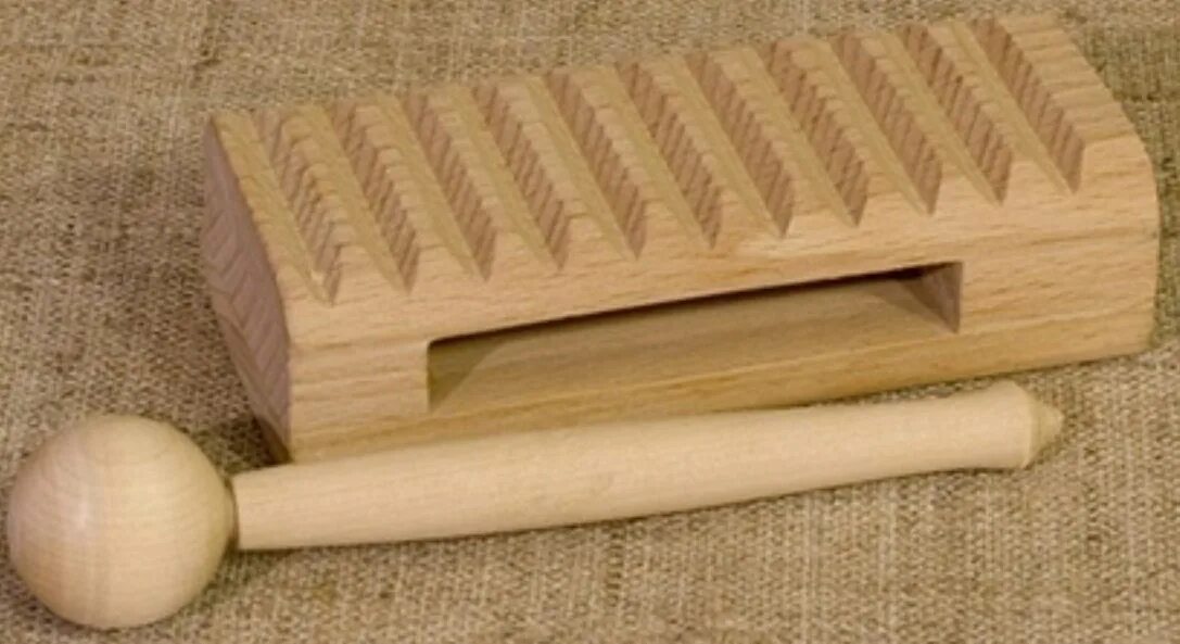 Woodblock музыкальный инструмент. Коробочка ударный музыкальный инструмент. Вуд-блок ударный музыкальный инструмент. Woodblock музыкальный инструмент. Коробочка ударный.