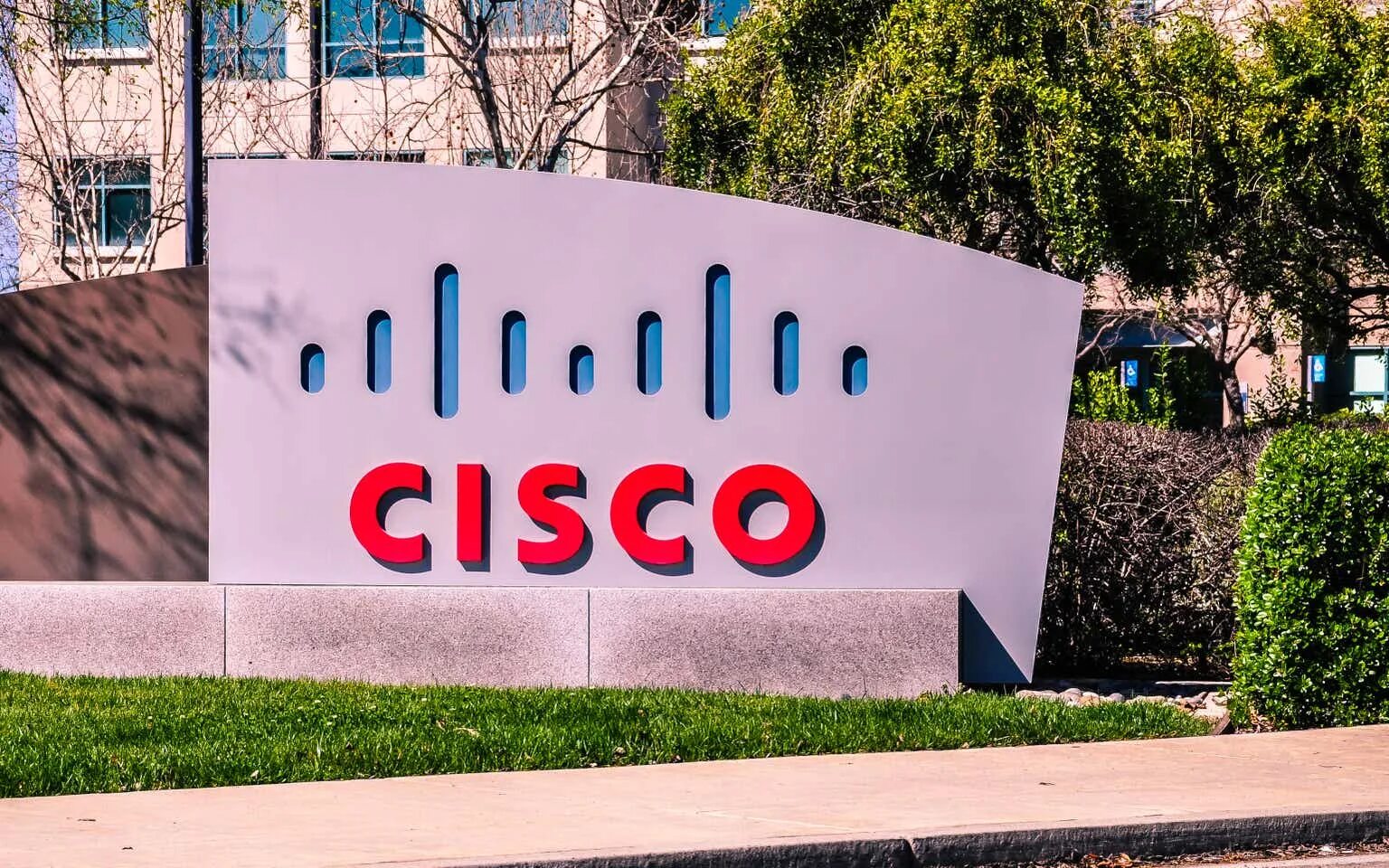 Cisco systems. Штаб квартира cisco. cisco systems здание. cisco systems inc логотип.