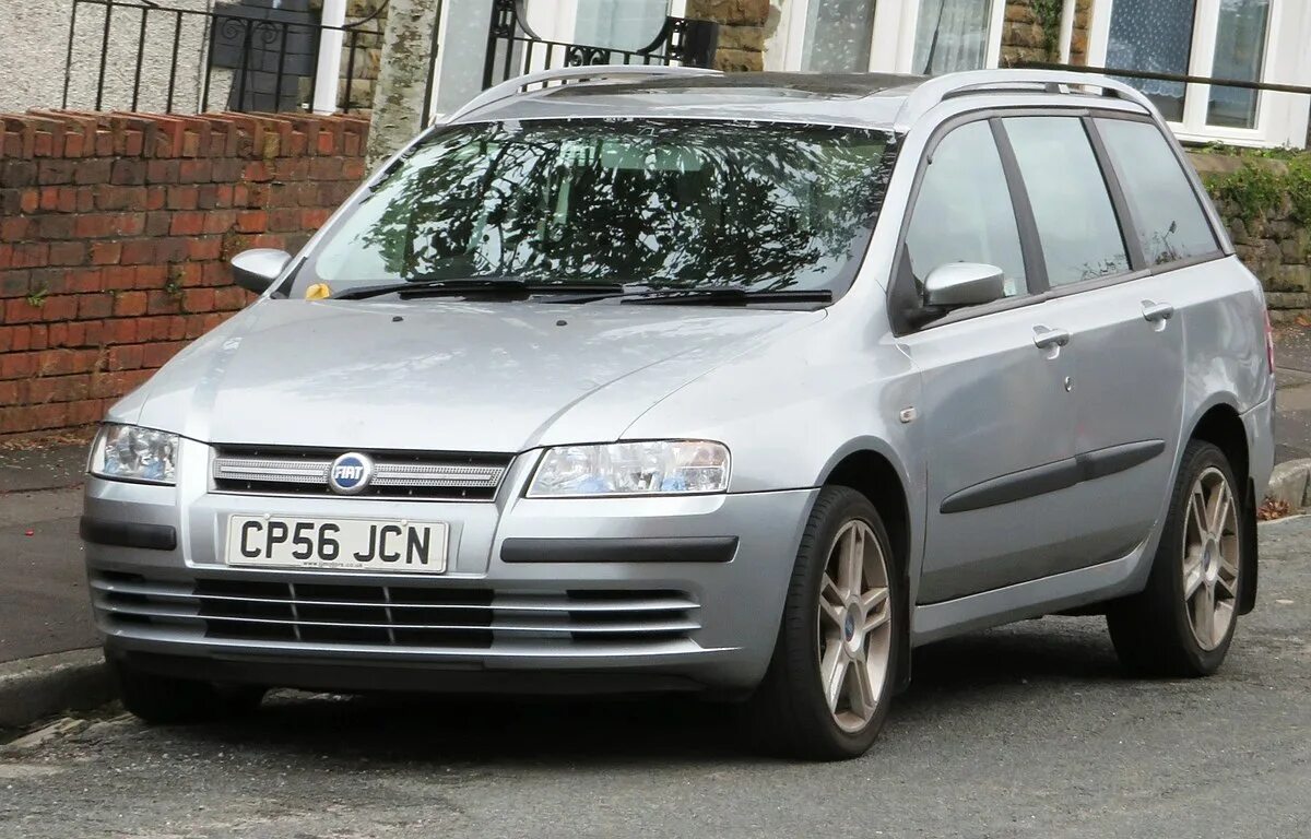 Фиат стило хэтчбек 5. Фиат стило 2002 1. 2. Fiat stilo (192_). Фиат стило дизель.