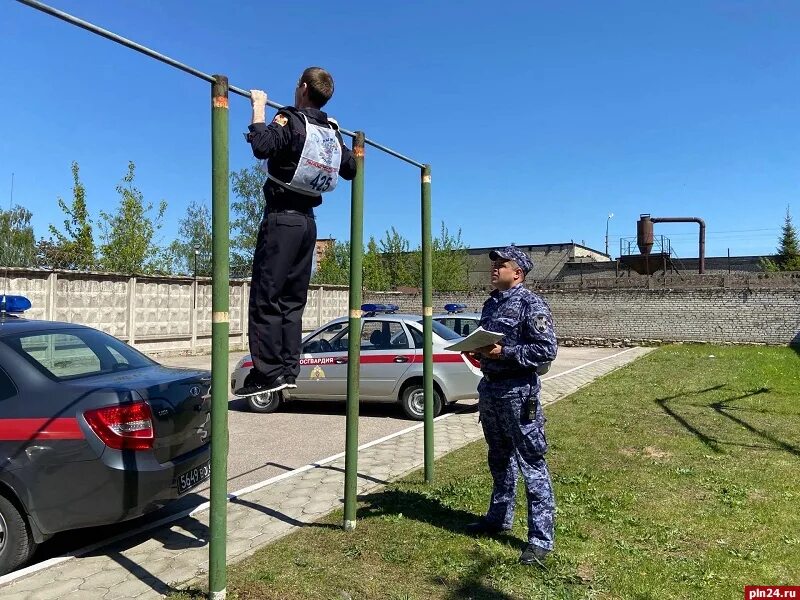 Сторож псков. Группа задержания вневедомственной охраны. Росгвардия группа задержания. Группа задержания вневедомственной охраны Росгвардии. Профессиональная охрана.