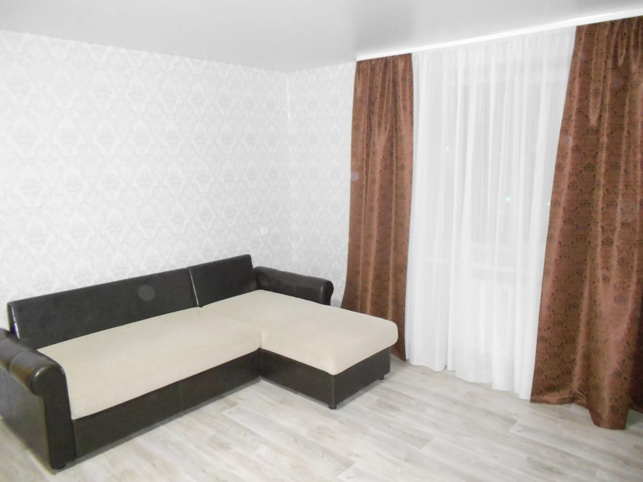 Снять квартиру в балаково на длительный срок в жилгородке. Квартира аренда балаково. Двухкомнатная квартира степной. Степная 94/1 балаково. Сниму 2 комнатную в балакове.