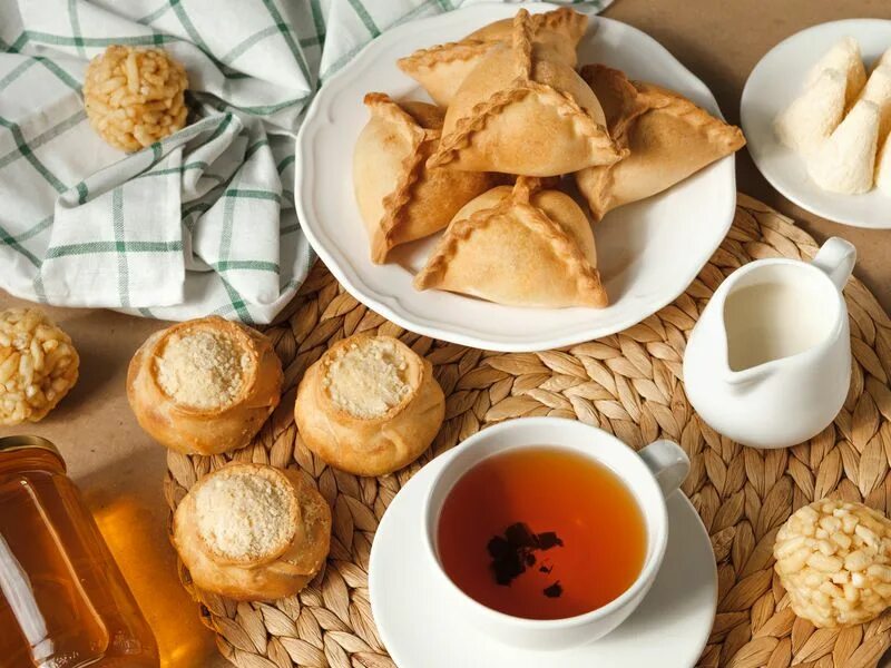 татарское чаепитие. башкирское чаепитие. башкирское чаепитие. чаепитие у татар. традиционное чаепитие татарское.