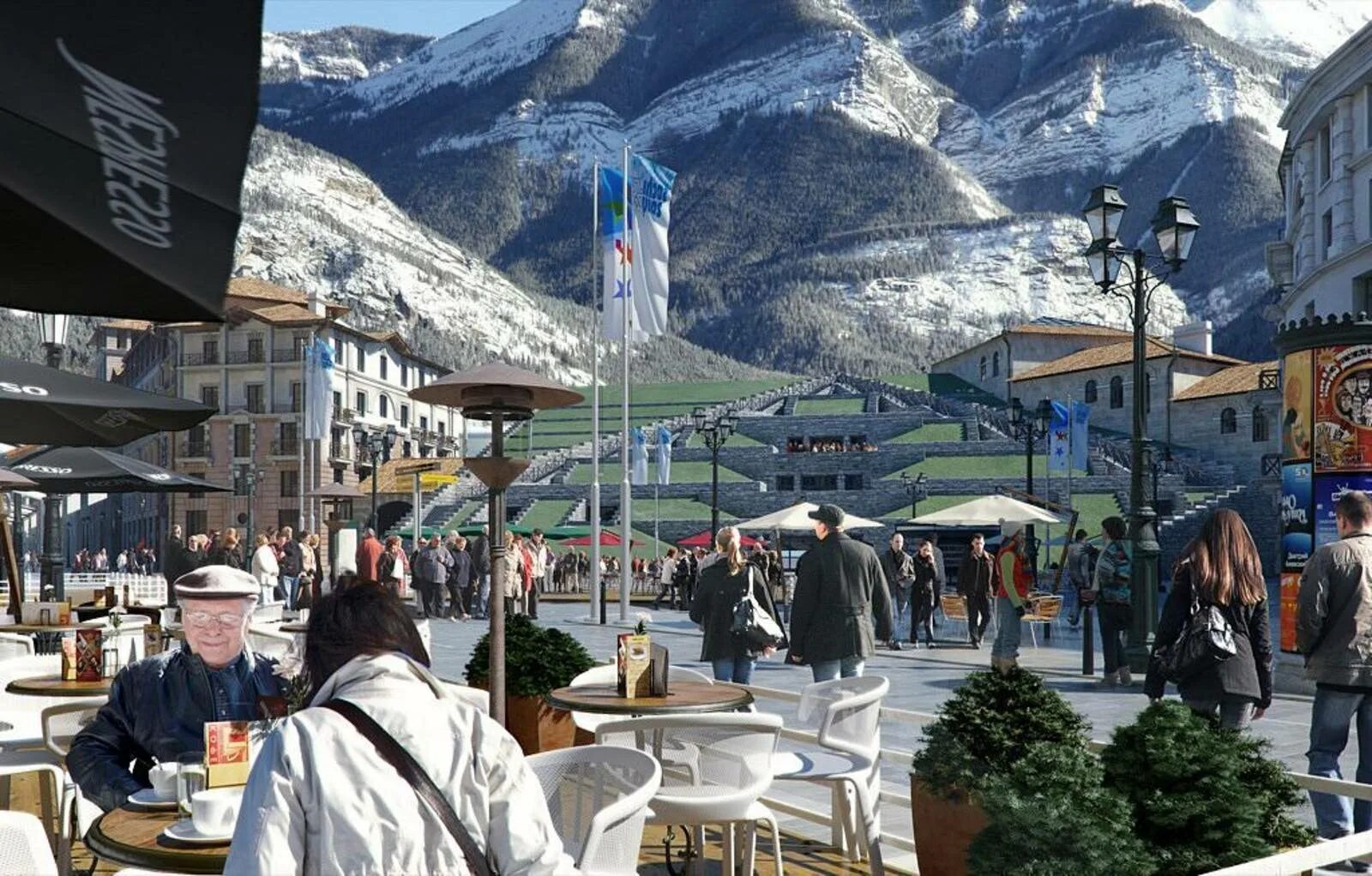 Город сочи зима. Куда в сочи в январе. Куда в сочи в январе. Сочи адлер в январе. Турист зимой.