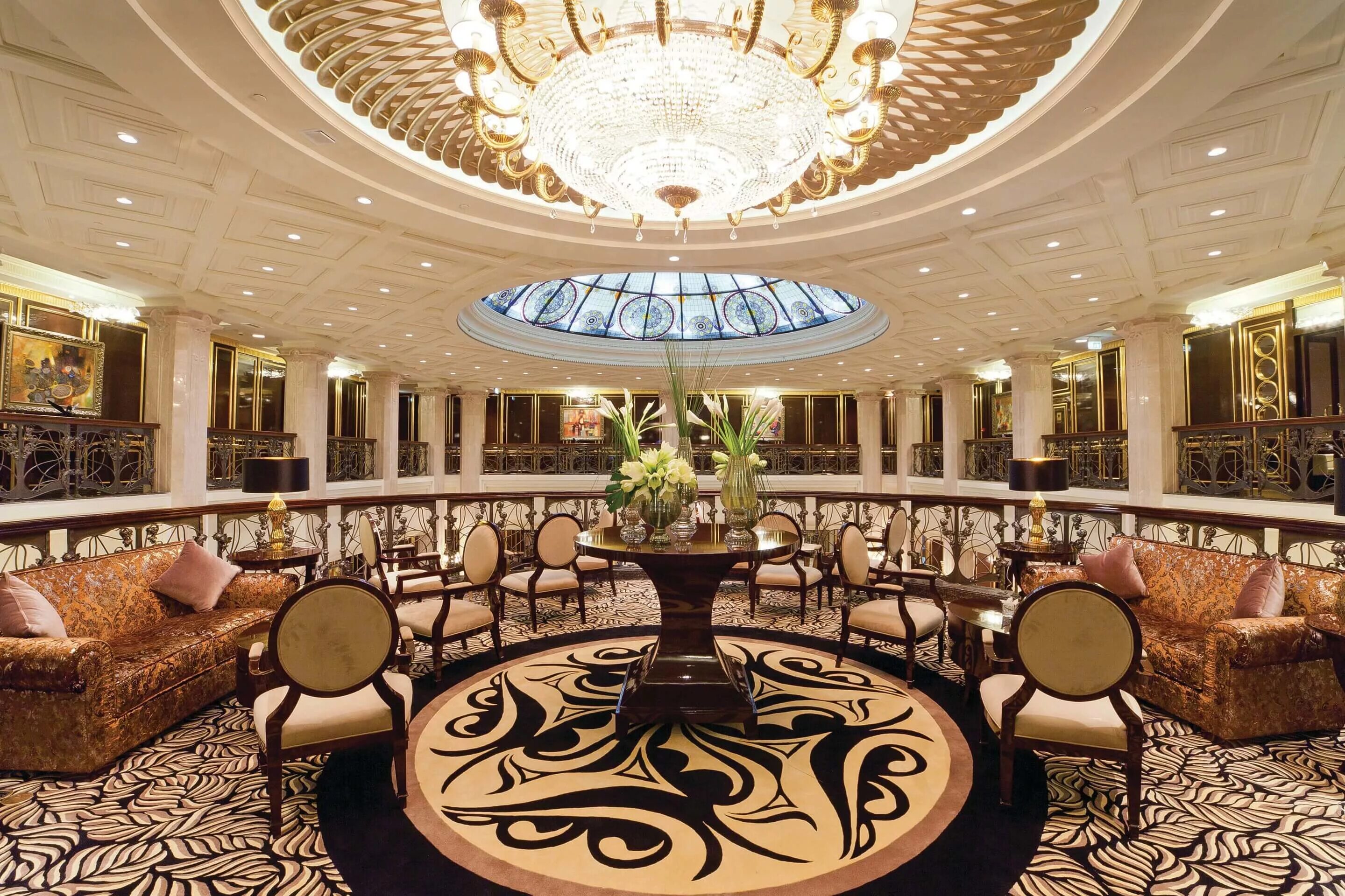 The st regis 5. Отель the St. Regis Moscow Nikolskaya. St. Regis Moscow Nikolskaya 5. Сент Реджис Никольская. Реджис Москва Никольская отель.