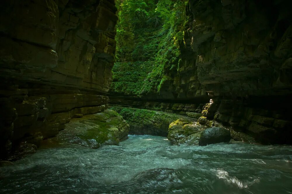 Хашупсинский каньон в Абхазии. Абхазия Цандрипш каньон Хашупсе. Каньон реки Хашупсе Абхазия. Каньон в Абхазии Цандрипш. Хашупсе каньон где находится
