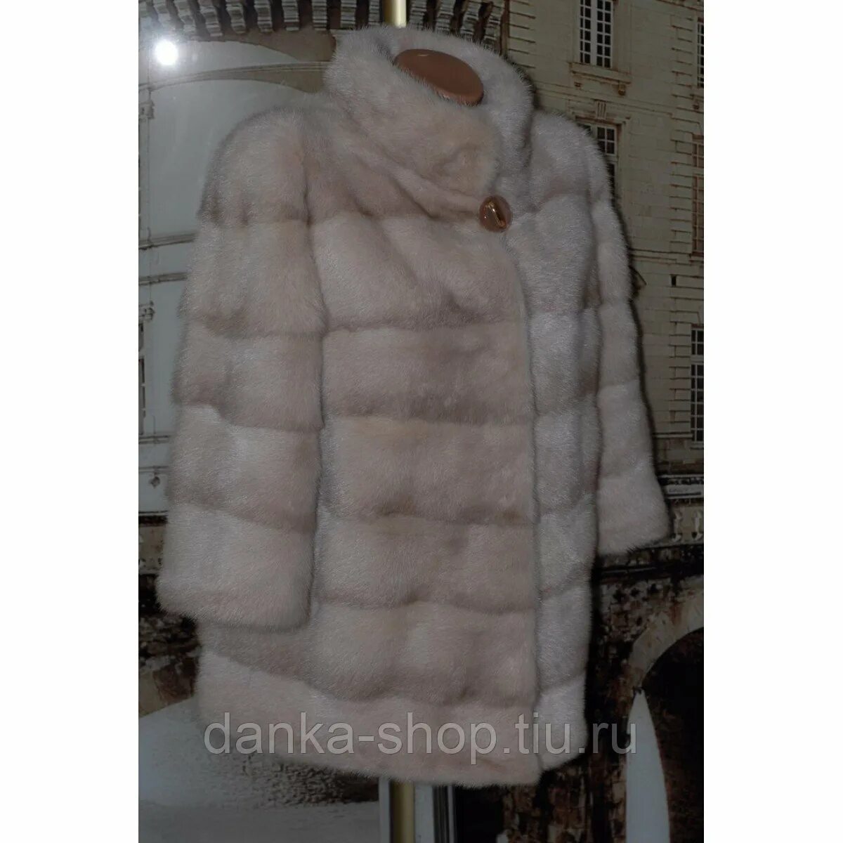 Жемчужный цвет шубы. Норковая шуба жемчужного цвета. Норковая шуба жемчуг. Шуба норковая жемчужная. Жемчужная норка.