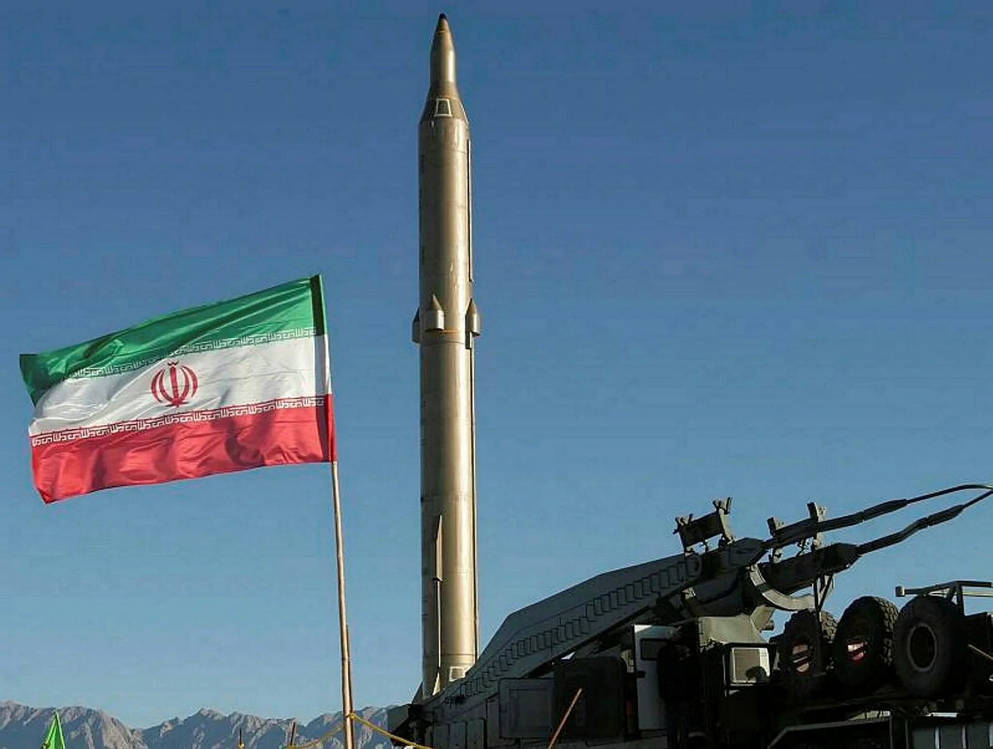 Есть ли атомное оружие у ирана. Баллистические ракеты Ирана. Иран ядерное оружие. Иран вооружение ядерное оружие. КСИР ракеты.